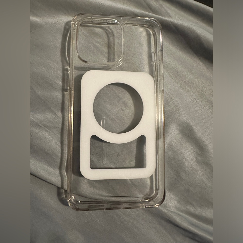 iPhone 14 Pro Max case clear comparable with MagSafe